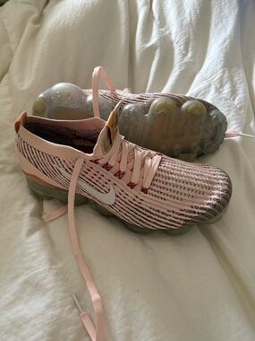 Nike Women's Light Pink Knit VaporMax Sneakers